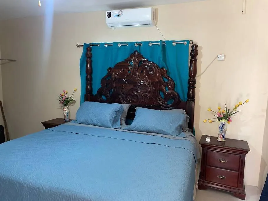 Semesterbostad Turgotts Place Full Apartment Booking Yallahs
